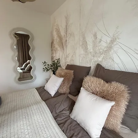 Zlota Plaza Kaszmirowy De Luxe Nr 15 *